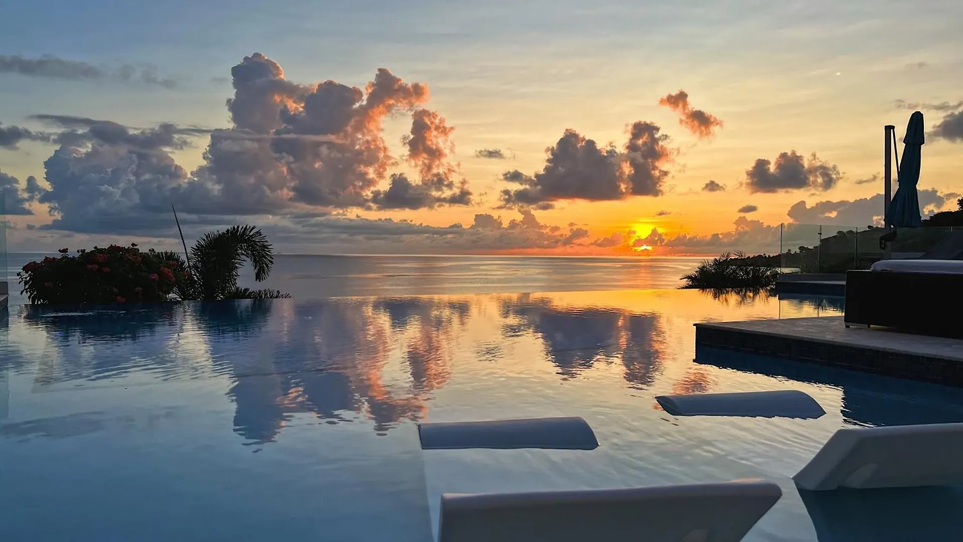 Sunset Reef St. Kitts Hotel Ottley's